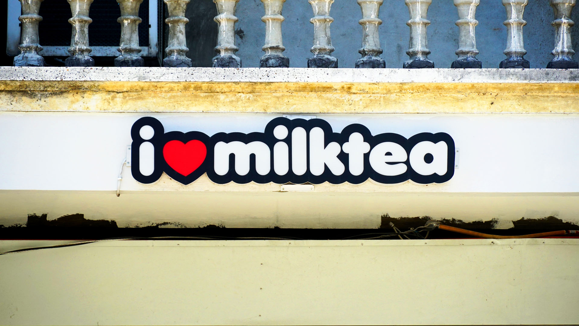 Biyaya's Tea House (I<3 Milktea Roxas Branch)