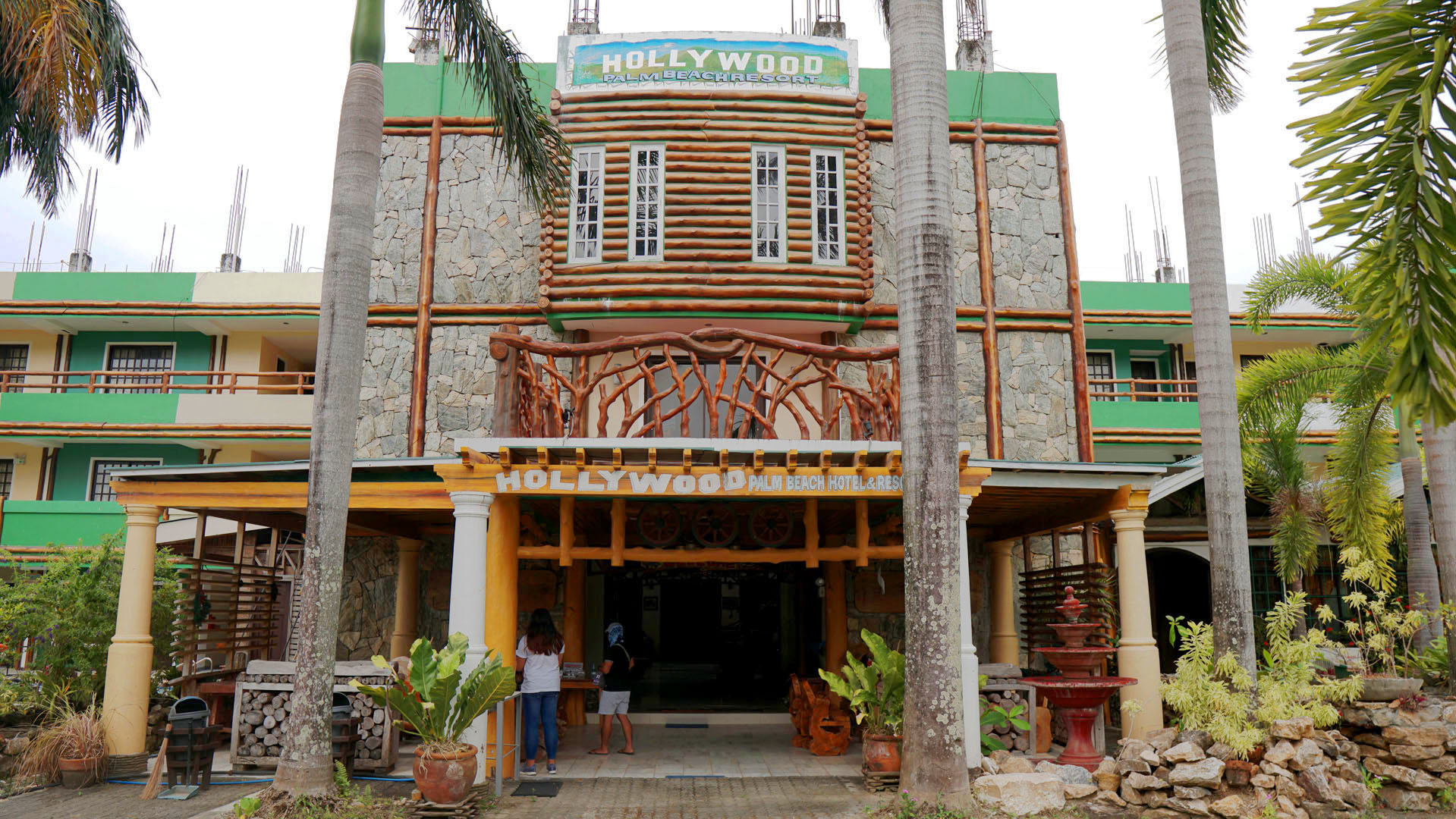 Hollywood Palm Beach Resort