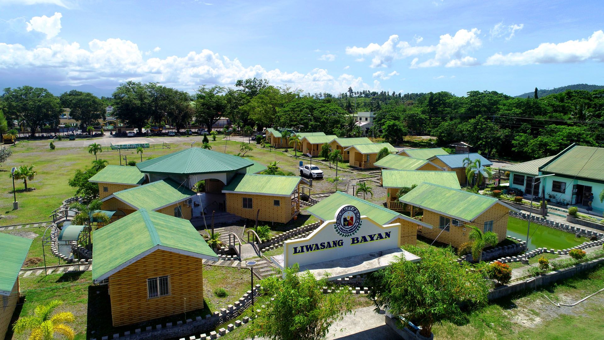 Kawayanan Village: Kubotel