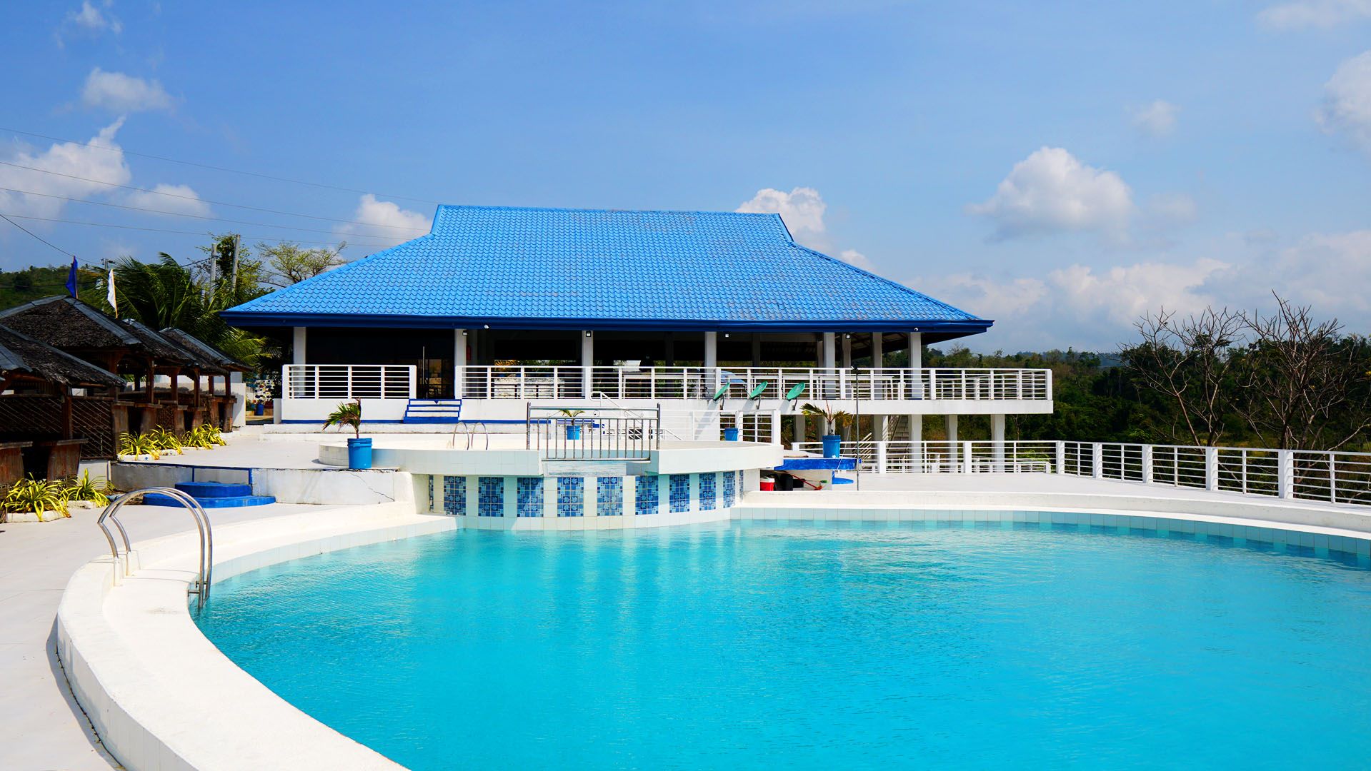 Nicole Islands' View Resort