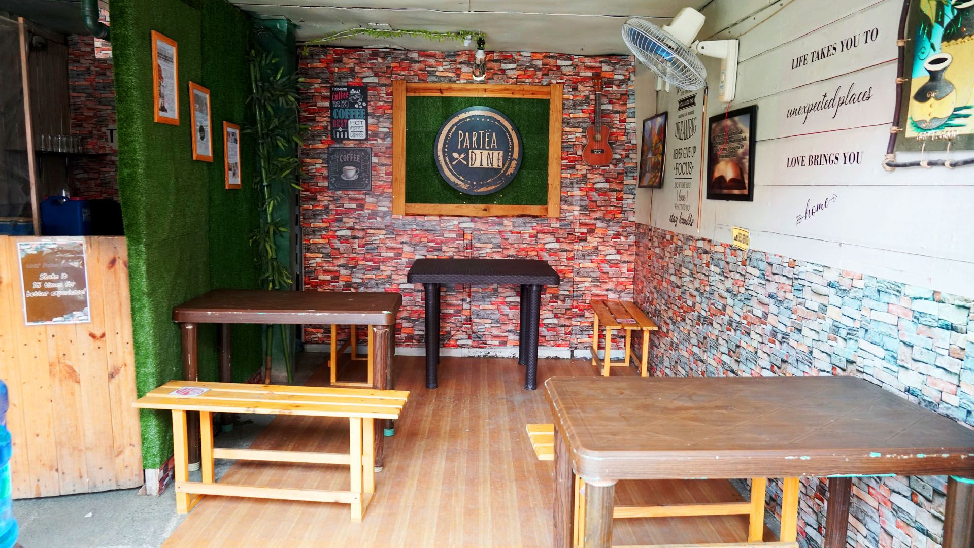 Partea and Dine Restaurant