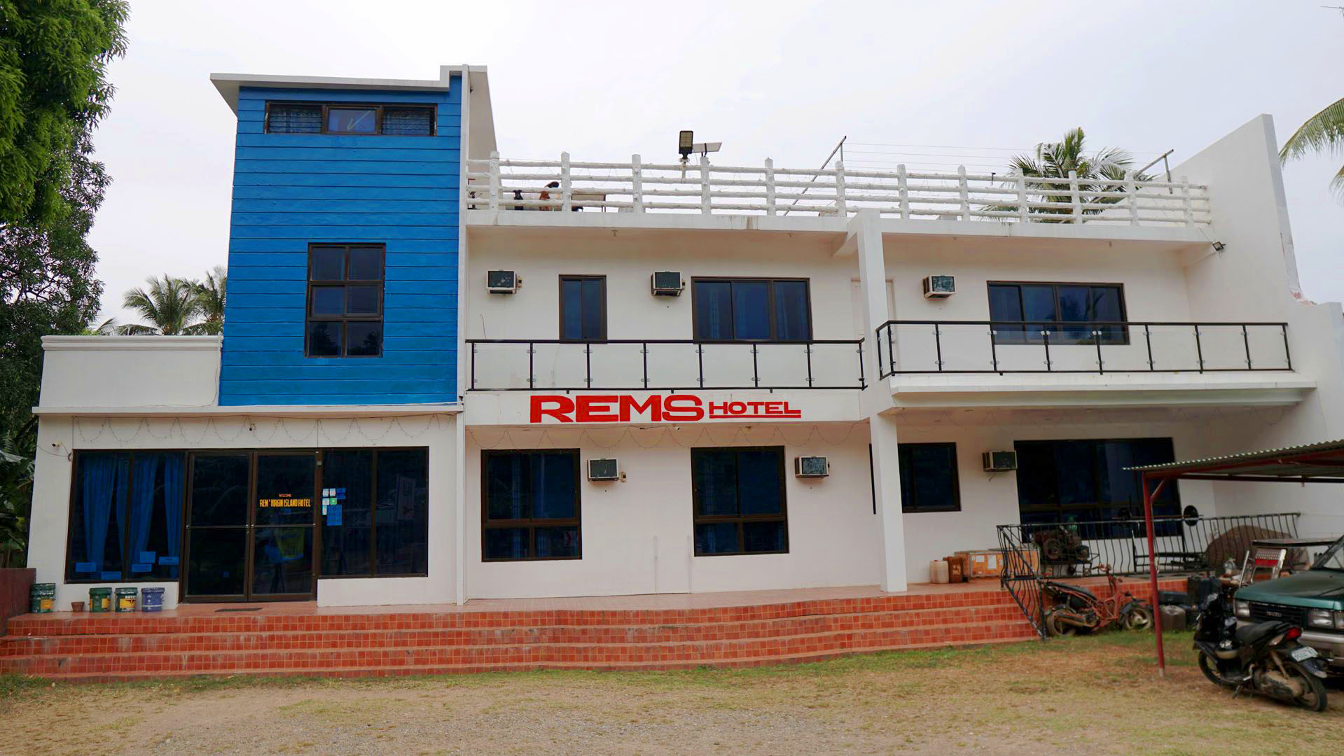 Rem's Virgin Island Hotel