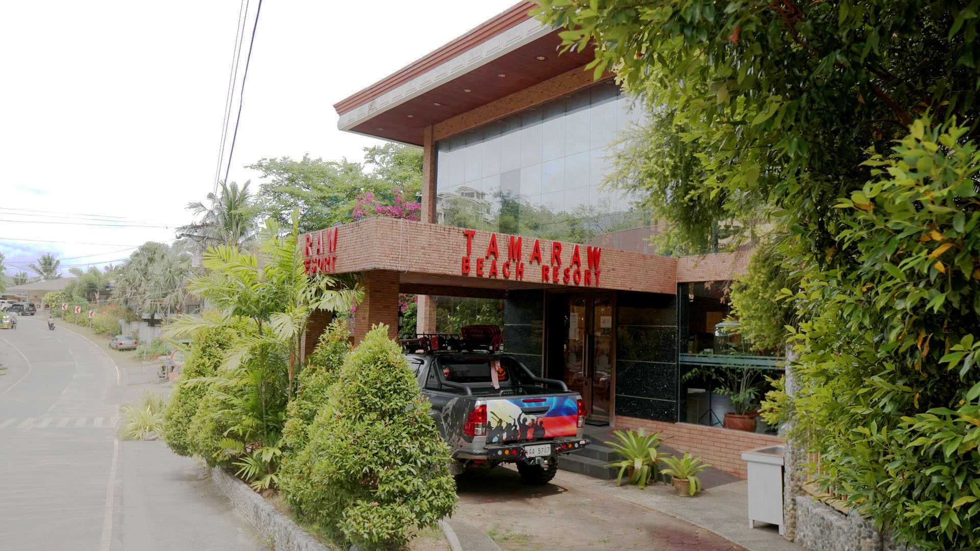 Tamaraw Beach Resort