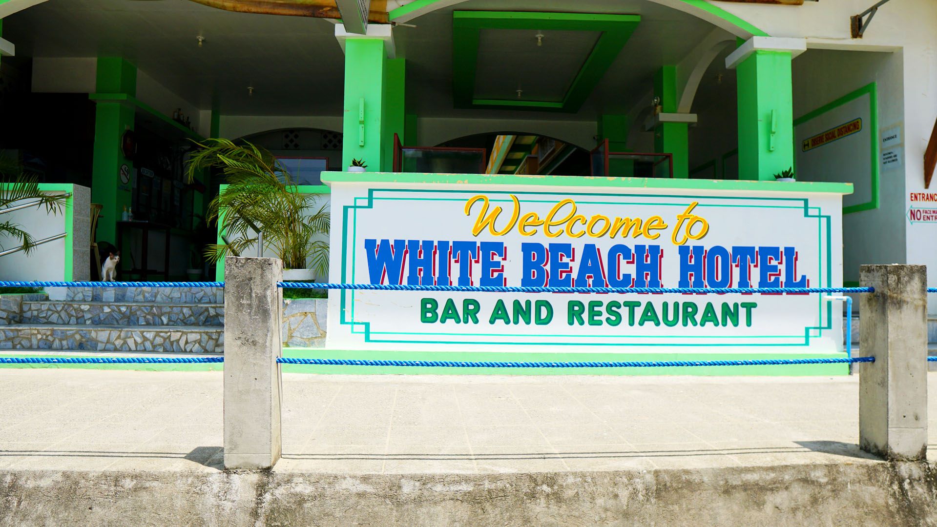 White Beach Hotel, Bar and Restaurant